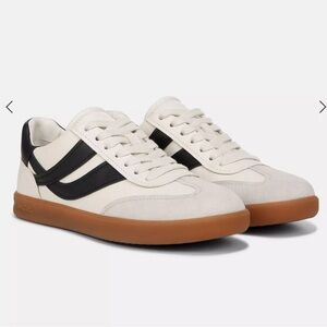 Brand new Vince Oasis sneakers. Worn 3 times. Size 7.5